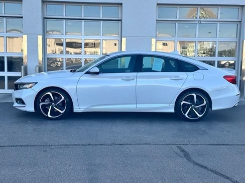 Certified 2018 Honda Accord Sport image 3