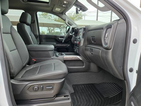 Used 2022 Chevrolet Silverado 2500 LTZ w/ LTZ Plus Package image 29