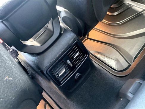 Used 2016 BMW X1 xDrive28i AWD/4WD image 10