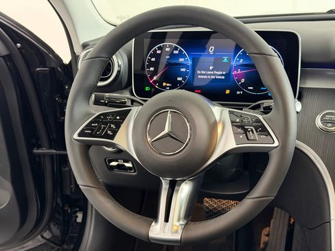 Used 2026 Mercedes-Benz C 300 4MATIC Sedan image 17
