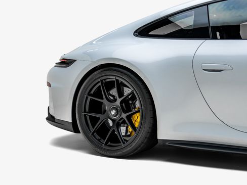 Used 2026 Porsche 911 GT3 RWD image 20