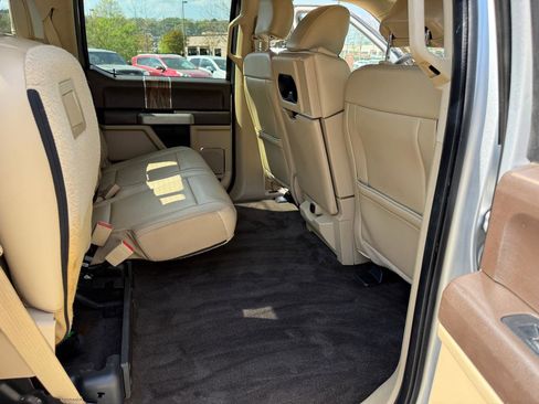 Used 2018 Ford F150 Lariat image 21