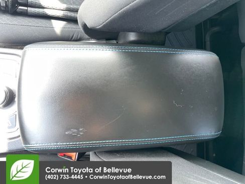 Used 2019 Jeep Grand Cherokee Laredo AWD/4WD image 15