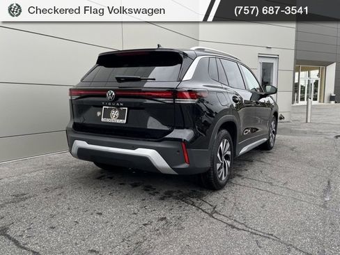 New 2025 Volkswagen Tiguan S image 18