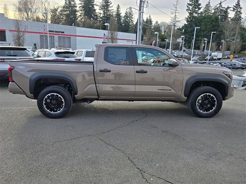 New 2026 Toyota Tacoma SR5 image 9