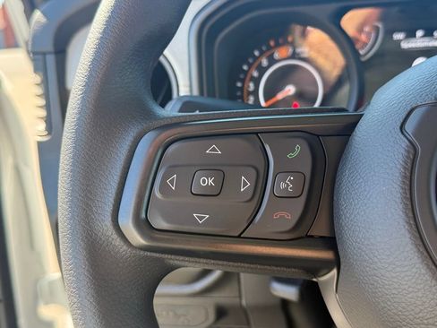 Used 2026 Jeep Wrangler Unlimited Sport AWD/4WD image 19