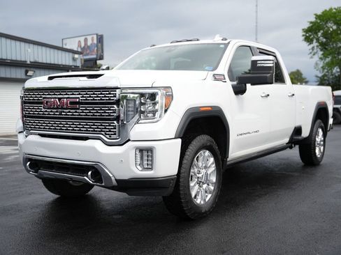 Used 2021 GMC Sierra 3500 Denali w/ Denali Ultimate Package AWD/4WD image 3