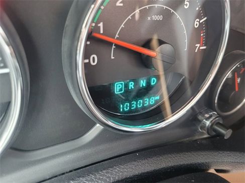 Certified 2017 Jeep Wrangler Unlimited Sahara w/ Connectivity Group image 30