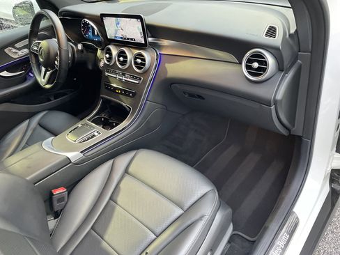 Certified 2022 Mercedes-Benz GLC 300 4MATIC w/ Driver Assistance Package image 48