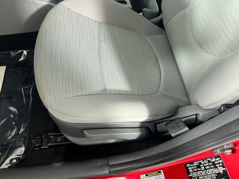 Used 2015 Hyundai Accent GS image 14