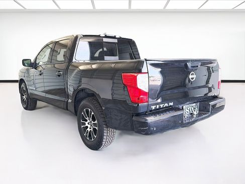 Used 2023 Nissan Titan SV image 6
