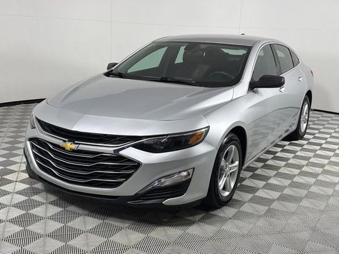 Used 2019 Chevrolet Malibu LS w/ LPO, Convenience Package 1 FWD image 10