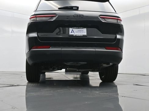 New 2025 Jeep Grand Cherokee L Altitude image 51