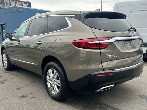 Used 2020 Buick Enclave Essence image 5
