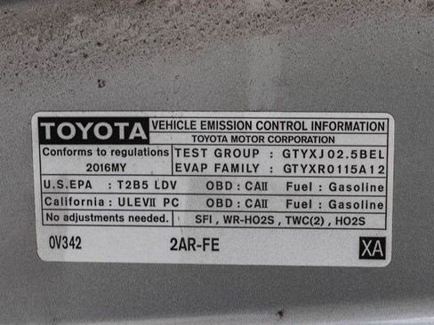 Certified 2016 Toyota Camry SE FWD image 28