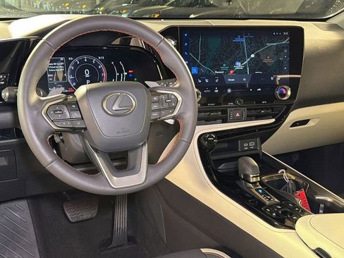 Certified 2024 Lexus NX 350 AWD image 17