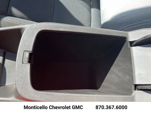 New 2026 Chevrolet Trax LS w/ LS Convenience Package FWD image 24