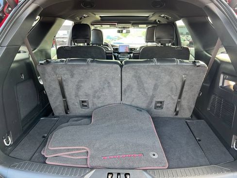 Certified 2023 Ford Explorer ST-Line w/ Class IV Trailer Tow Package AWD/4WD image 7