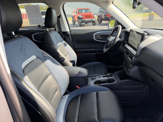 Used 2025 Ford Bronco Sport Outer Banks w/ Outer Banks Tech Package+ AWD/4WD image 21
