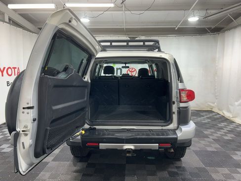 Used 2008 Toyota FJ Cruiser Base image 21
