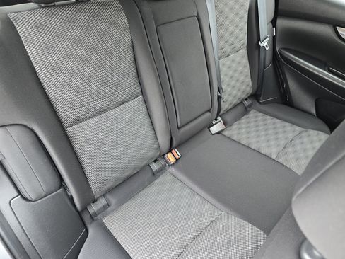 Used 2022 Nissan Rogue Sport SV image 25