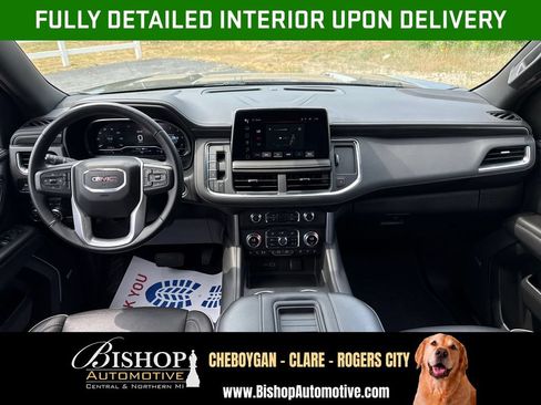 Used 2024 GMC Yukon XL SLT AWD/4WD image 3