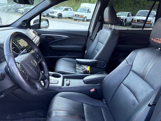 Used 2022 Honda Passport TrailSport image 9