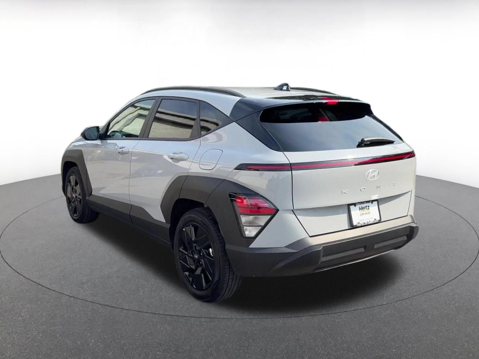 Used 2026 Hyundai Kona SEL Sport FWD image 9