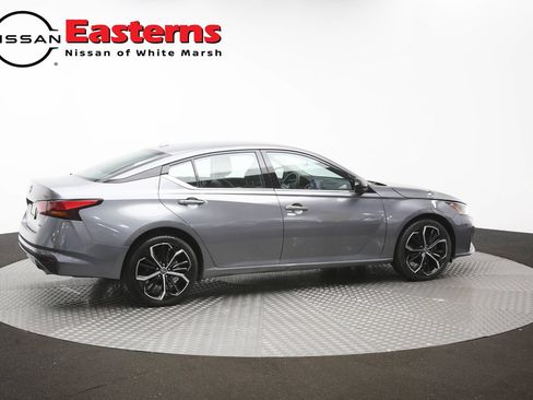 Used 2023 Nissan Altima 2.5 SR AWD/4WD image 42