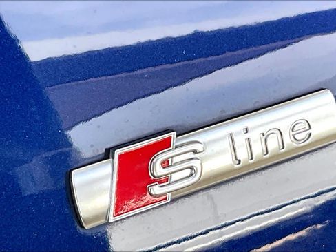 Used 2023 Audi Q8 Premium Plus w/ Premium Plus Package image 14