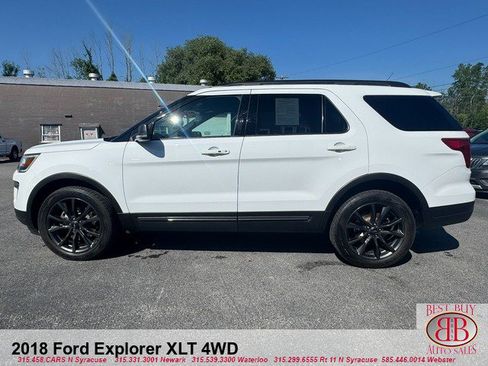 Used 2018 Ford Explorer XLT w/ Equipment Group 202A AWD/4WD image 6