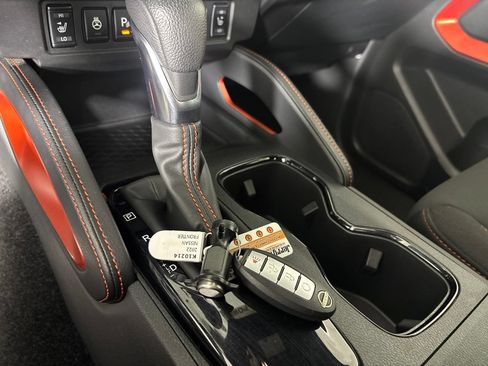 Used 2022 Nissan Frontier PRO-4X AWD/4WD image 21