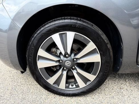 Used 2017 Nissan Leaf SL w/ Premium Package FWD image 38