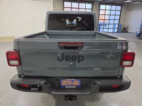 New 2026 Jeep Gladiator Sport image 6