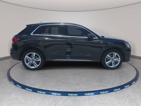 Certified 2024 Audi Q3 2.0T Premium w/ Convenience Package AWD/4WD image 5