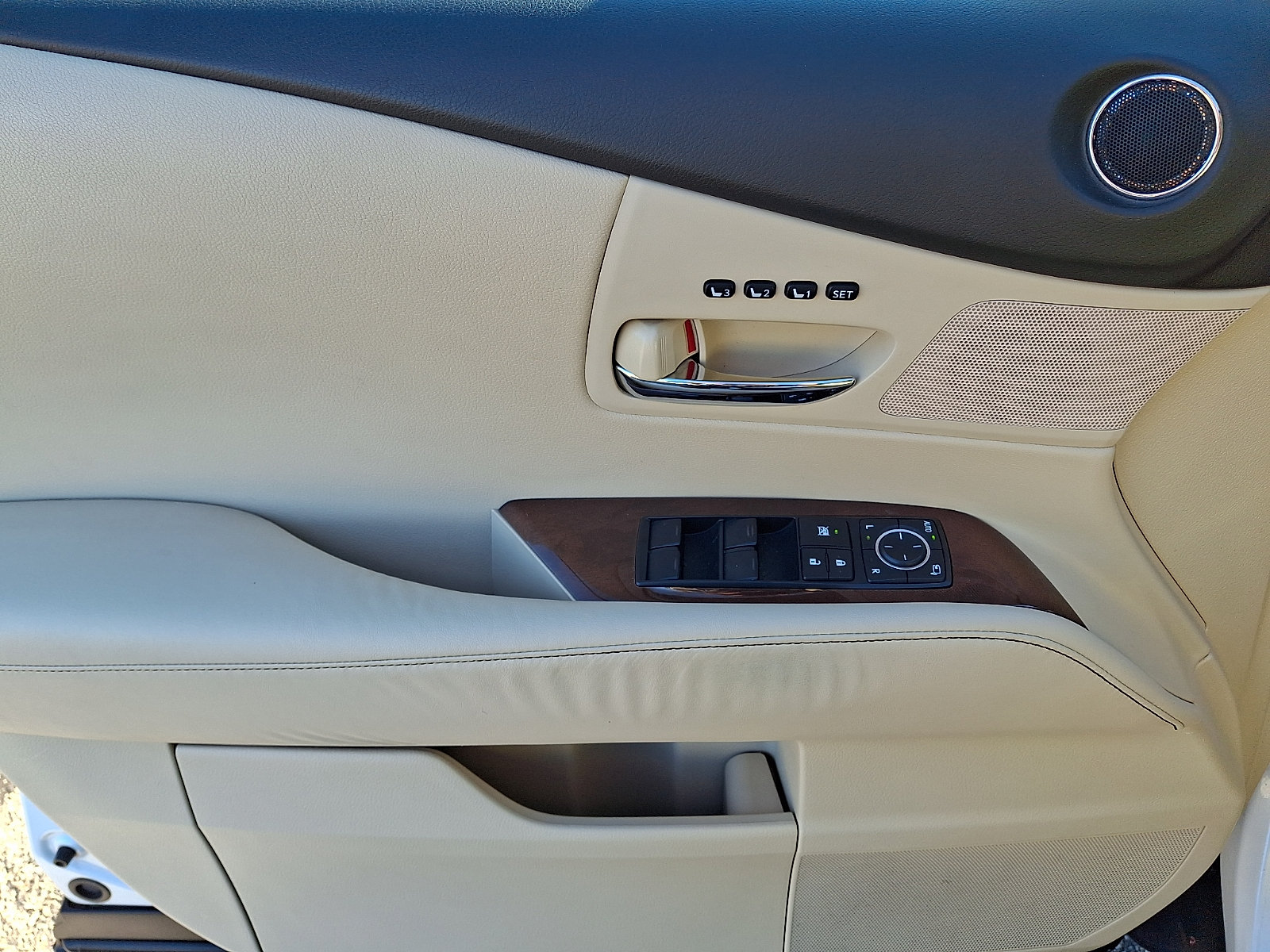 Used 2015 Lexus RX 350 AWD image 12