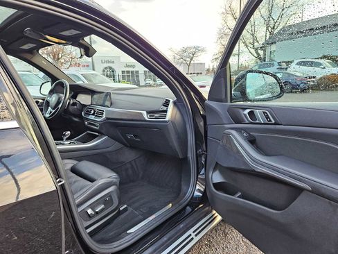 Used 2023 BMW X5 xDrive40i image 10