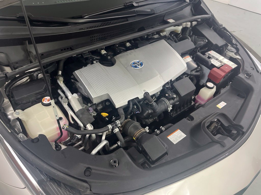 Used 2019 Toyota Prius Prime Plus FWD image 10