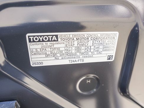 Certified 2025 Toyota 4Runner TRD Sport image 28