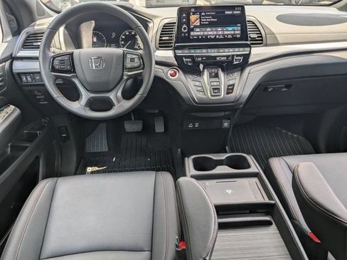 Used 2026 Honda Odyssey Sport-L image 18