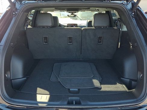 Used 2025 Chevrolet Blazer RS w/ Driver Confidence II Package image 31