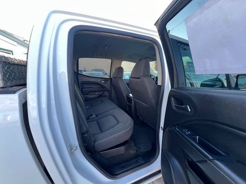 Used 2016 GMC Canyon SLE w/ SLE Convenience Package AWD/4WD image 10