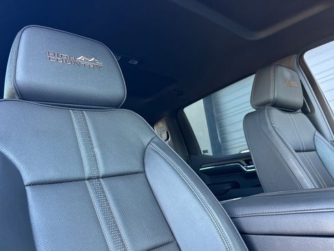 Used 2024 Chevrolet Silverado 1500 High Country w/ Technology Package image 20