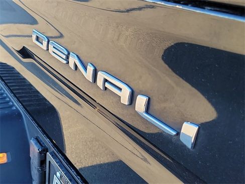 Used 2023 GMC Sierra 1500 Denali image 8