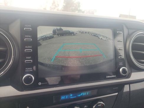 Used 2021 Toyota Tacoma TRD Sport w/ Technology Package image 35