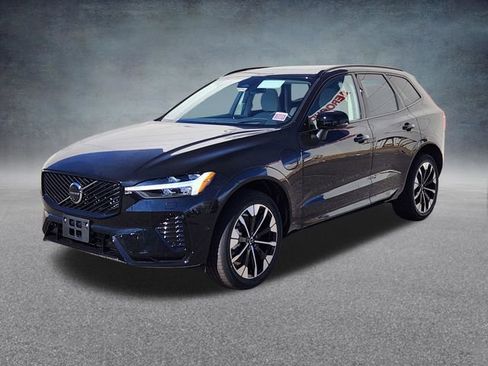 New 2026 Volvo XC60 T8 Ultra w/ Climate Package AWD/4WD image 3