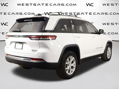 Used 2023 Jeep Grand Cherokee Limited w/ Trailer Tow Prep Group (B) AWD/4WD image 47