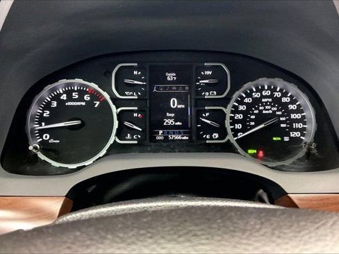 Used 2021 Toyota Tundra Limited w/ Limited Premium Package AWD/4WD image 23