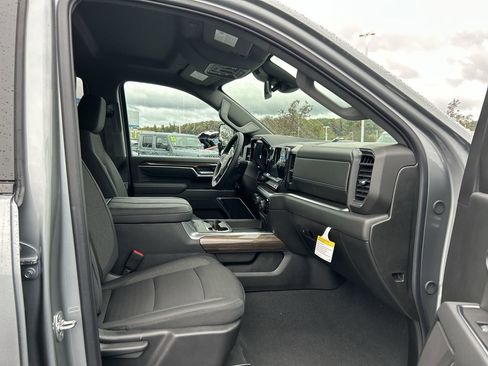 New 2026 Chevrolet Silverado 2500 LT w/ Trail Boss Package image 15