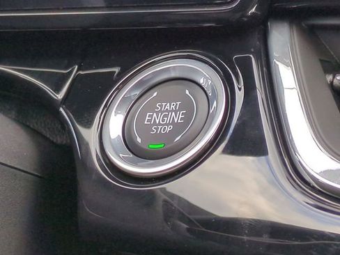 New 2026 Chevrolet Trax RS w/ Sunroof Package image 28